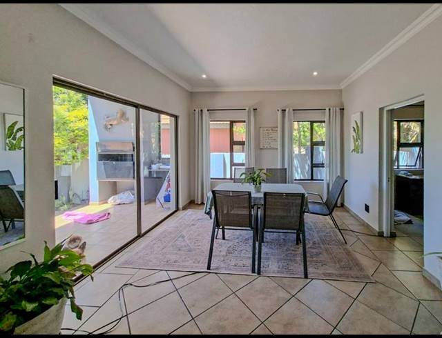 3 BEDROOM HOUSE FOR SALE IN MIDSTREAM ESTATE